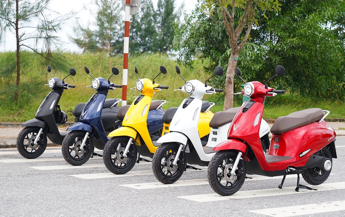 Nhà máy VinFast tăng tốc đáp ứng đơn hàng xe máy điện