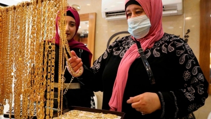 Nhà đầu tư bán mạnh trong quý, giá vàng giảm rất sâu