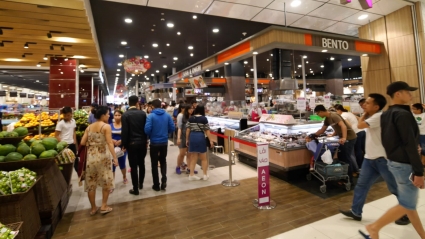 Nikkei: Nhiều doanh nghiệp bán lẻ nước ngoài ráo riết mở rộng tại Việt Nam