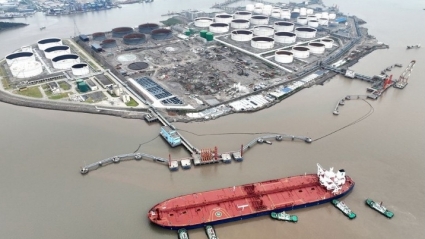 Quyết định hạ mạnh sản lượng của OPEC+ có thể gây ra những tác động gì?