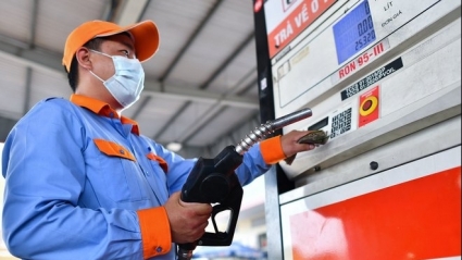 Giá xăng dầu tiếp tục tăng