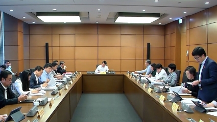 Các đại biểu Quốc hội sốt ruột với chậm giải ngân vốn đầu tư công