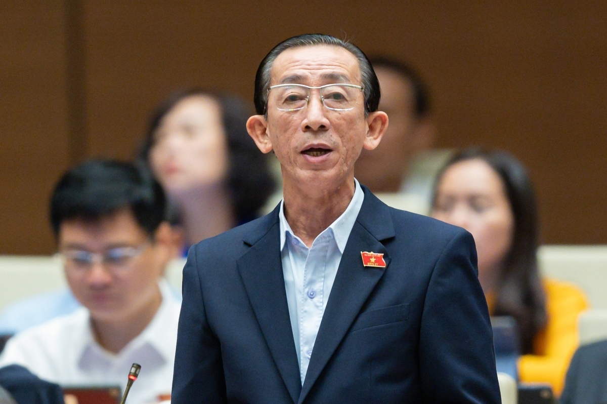 Đại biểu Quốc hội: “Vẫn lúng túng trong xử lý tình huống và điều hành xăng dầu”