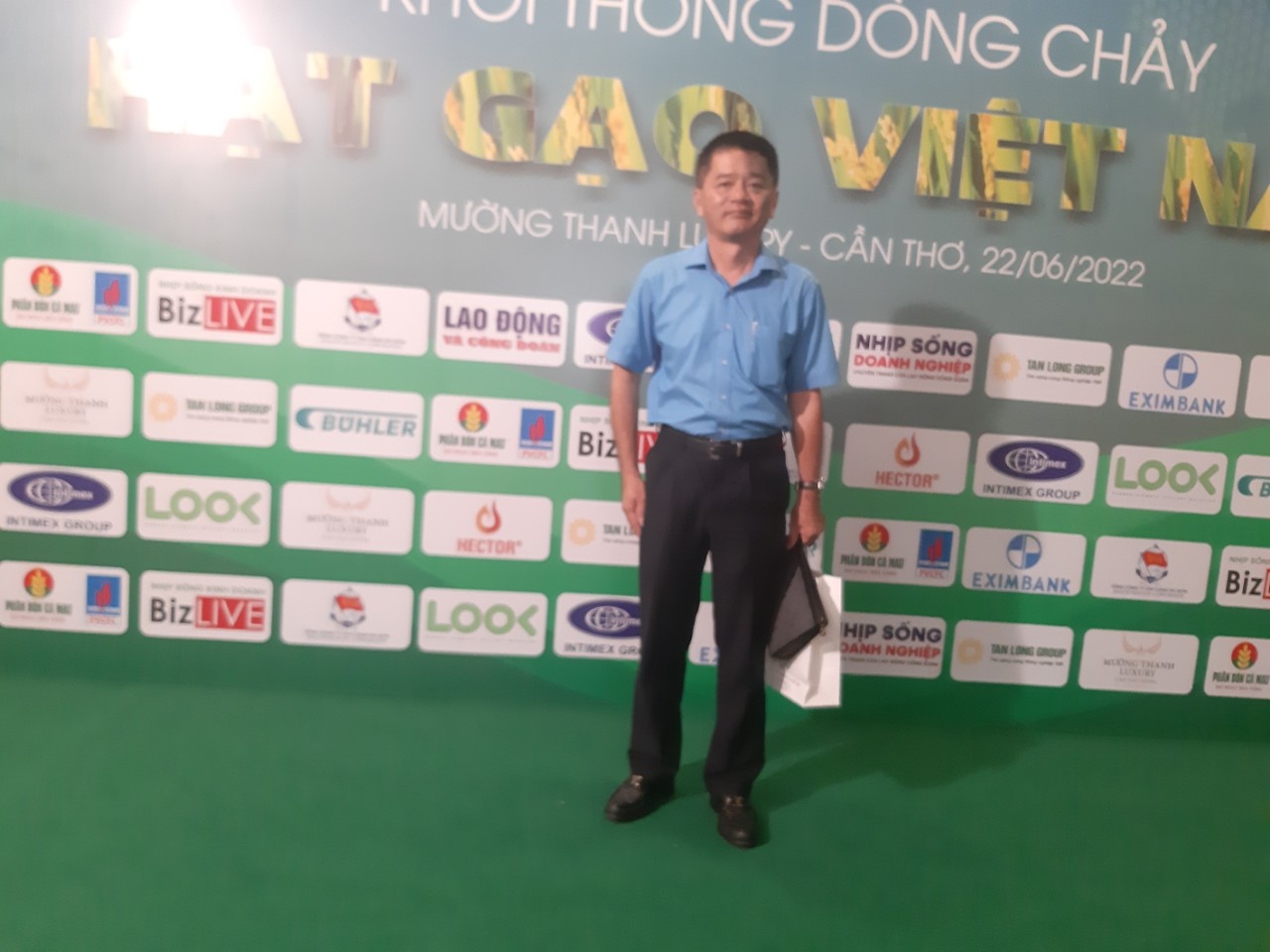 Hiện tượng giá gạo trong nước tăng mạnh hơn giá xuất khẩu