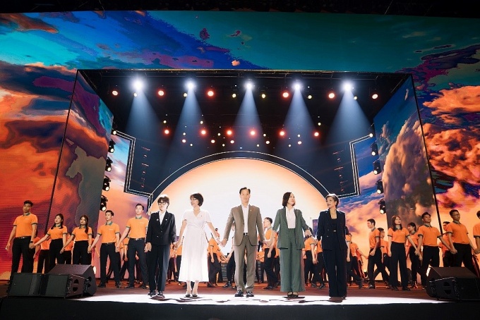 Cen Group công bố nhận diện thương hiệu mới nhân kỷ niệm 20 năm thành lập