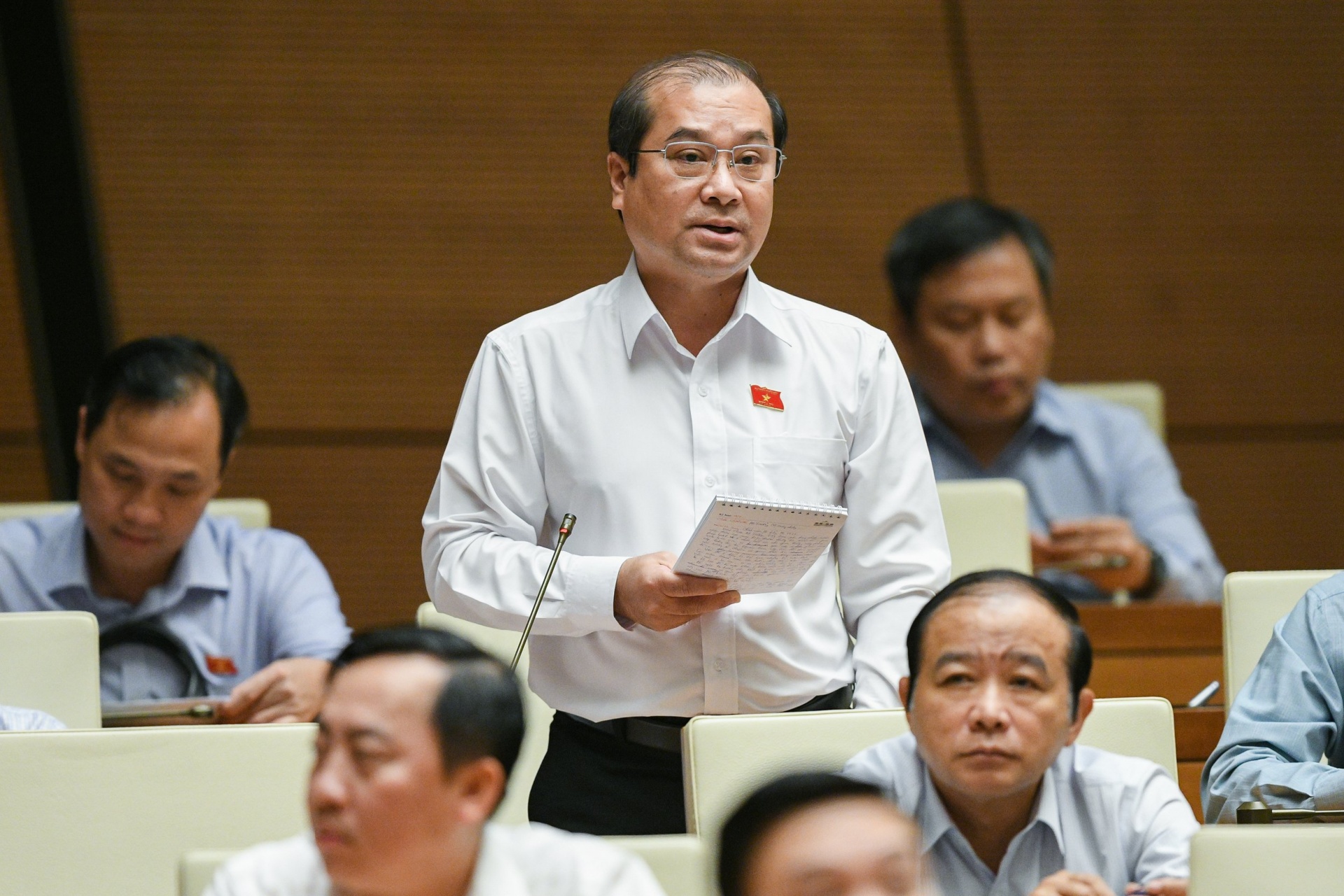 Hết tin nhắn rác đến 