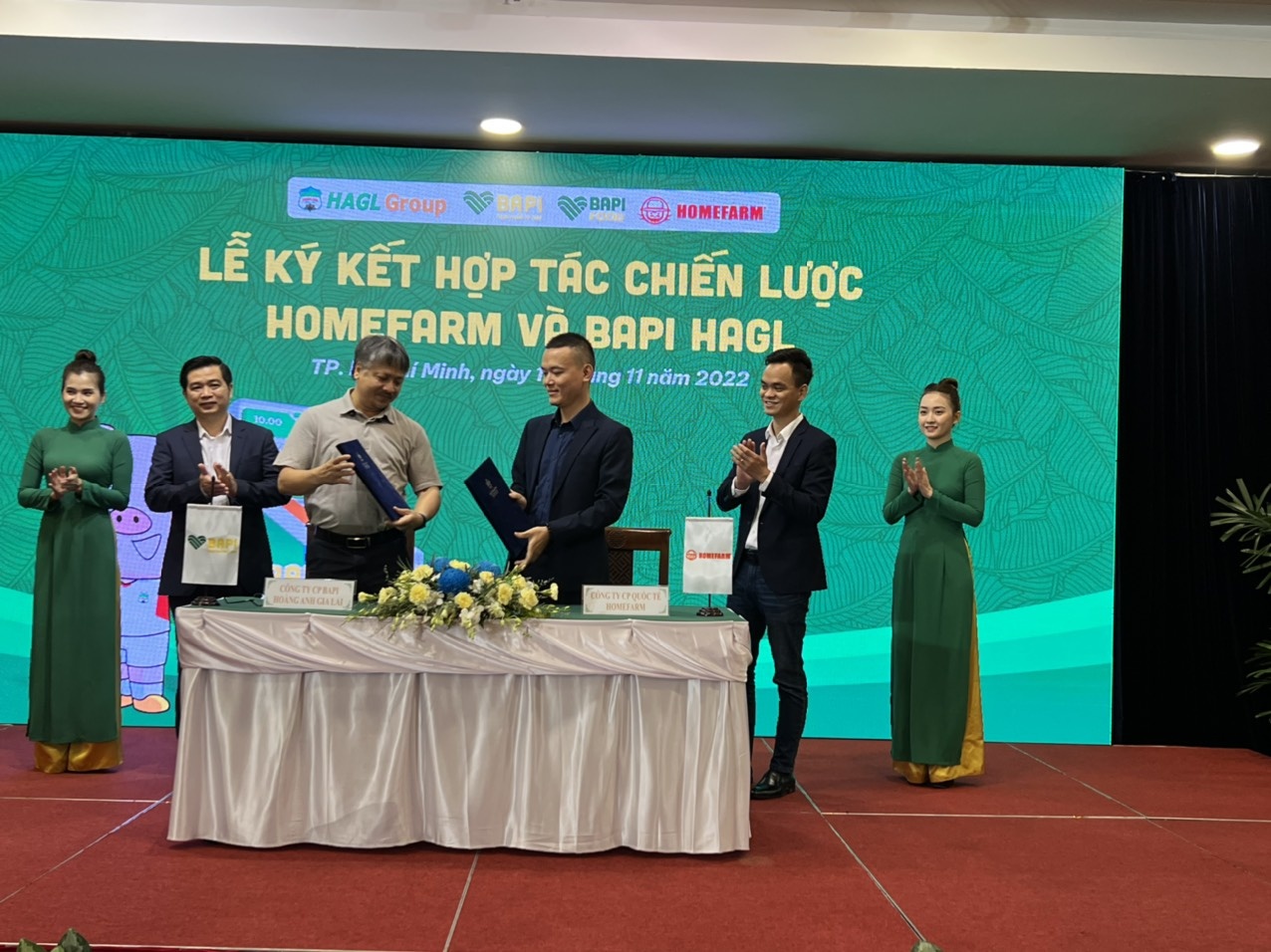 Hai bên hợp tác phát triển kênh cửa hàng và thương mại điện tử