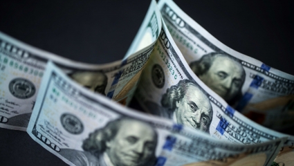 Tỷ giá USD/VND "lao dốc" trên liên ngân hàng và thị trường tự do