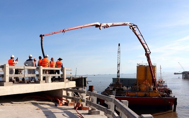 Cận cảnh dự án điện gió Đông Hải 1 gần 5.000 tỷ đồng tại ĐBSCL