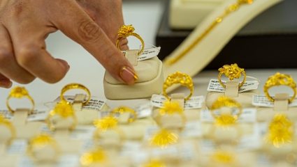 Giá vàng SJC đi ngang phiên cuối tuần