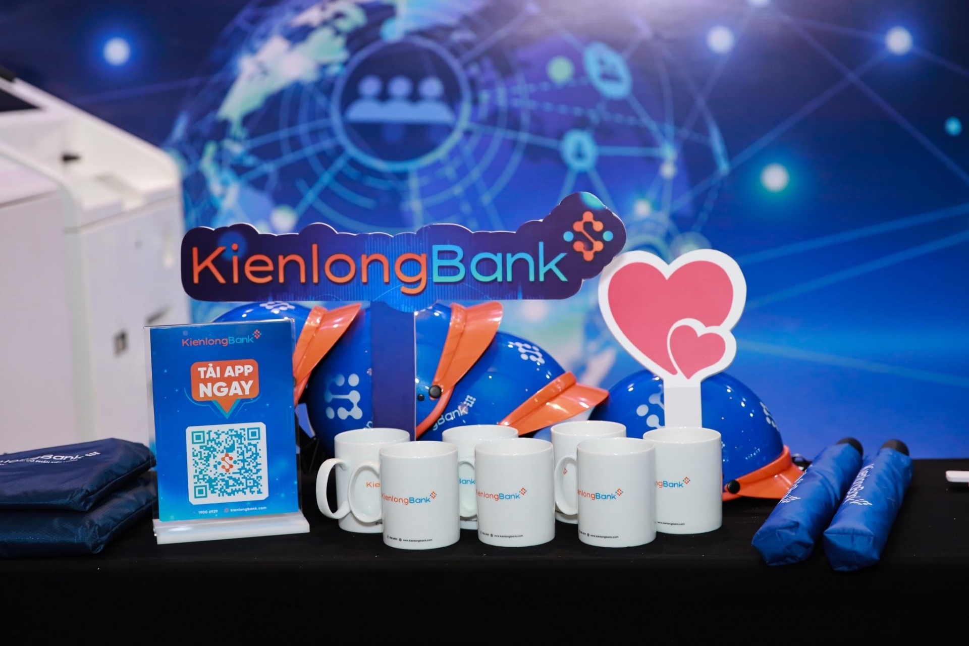 Hai thành viên hội đồng quản trị KienlongBank xin từ nhiệm