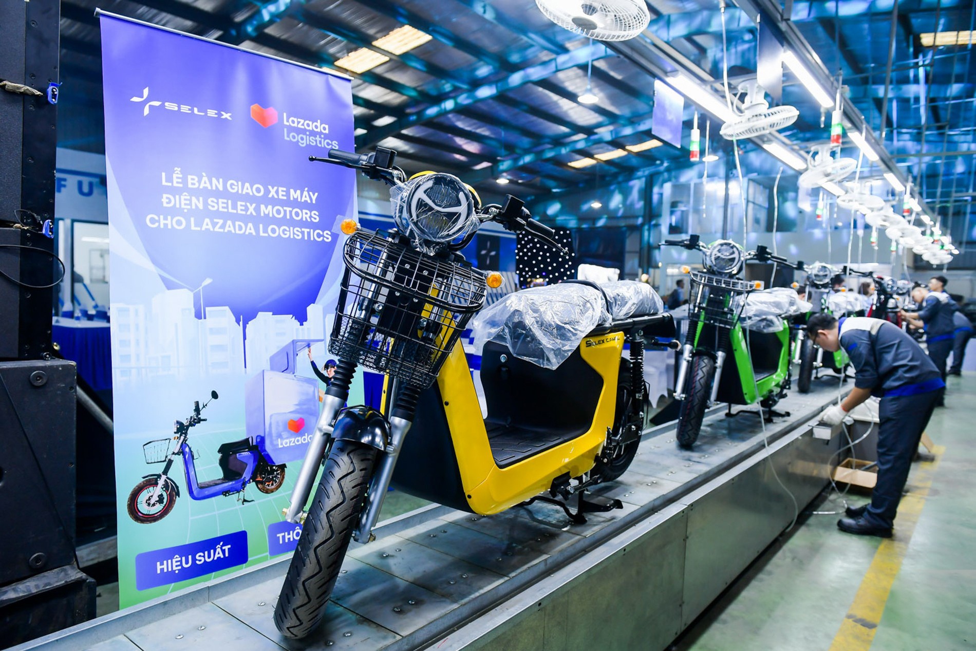 Mẫu xe điện Selex Camel của Selex Motors. 