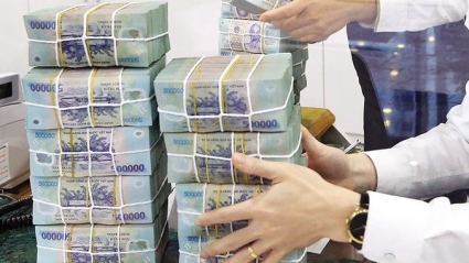 “Vòng xoáy tăng lãi suất huy động sẽ còn tiếp diễn”