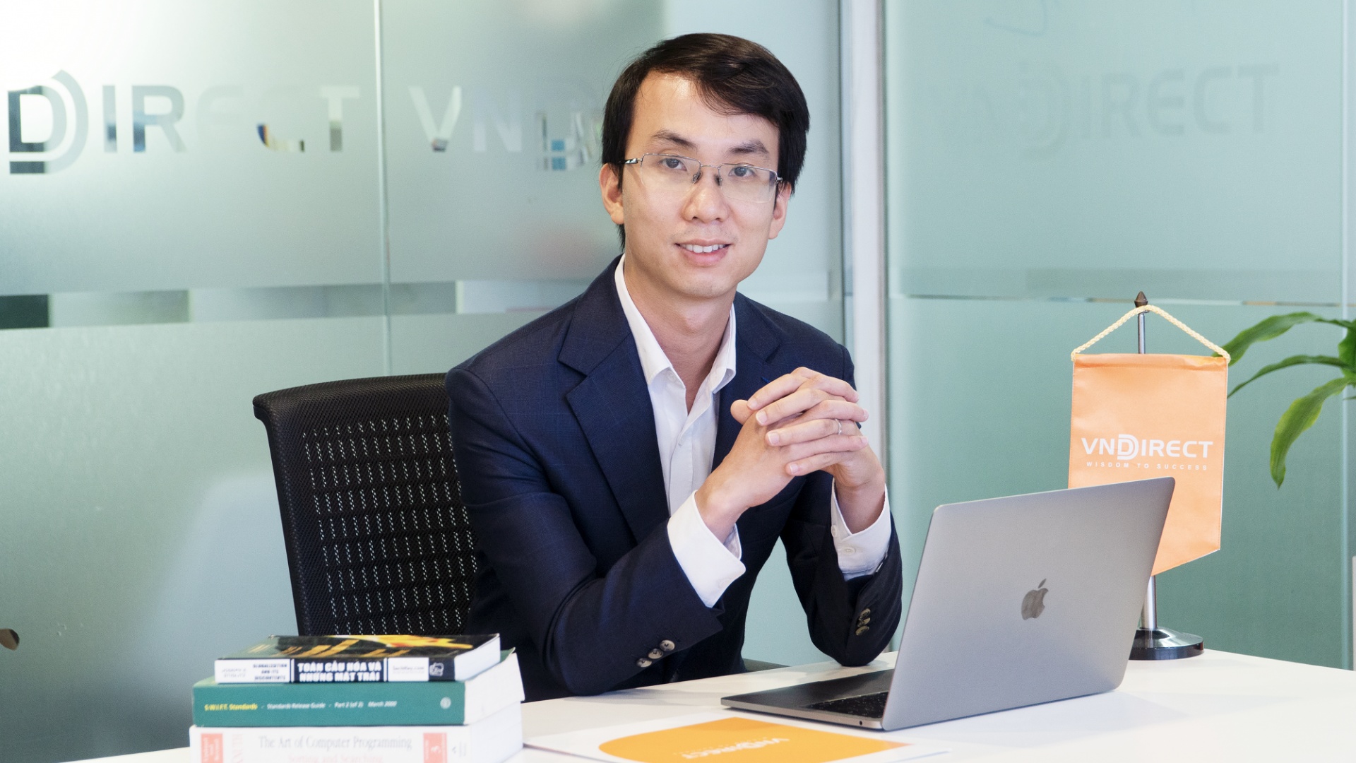 “Nhiều thông tin hỗ trợ, thị trường chứng khoán có thể tích cực hơn”