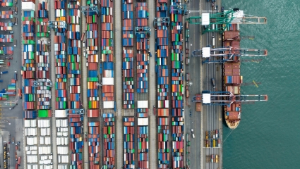 Loạt tàu vận tải toàn cầu bị hoãn chuyến khi đơn hàng sụt giảm nghiêm trọng