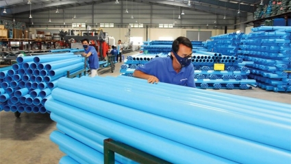 Thị giá giảm 77% từ đỉnh, Nhựa Đông Á tạm dừng phát hành 29,8 triệu cổ phiếu