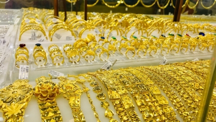 Giá vàng SJC đi ngang bất chấp vàng thế giới lao dốc mạnh