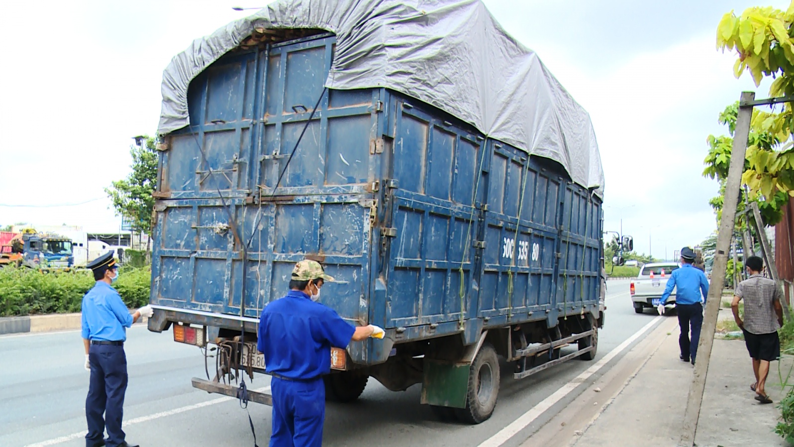 Địa phương có lượng ô tô hết niên hạn sử dụng nhiều nhất và ít nhất đến đầu năm 2023