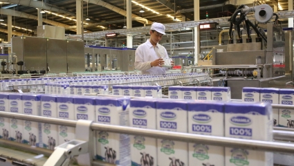 Lợi nhuận sau thuế năm 2022 của Vinamilk lùi về mức thấp nhất 7 năm