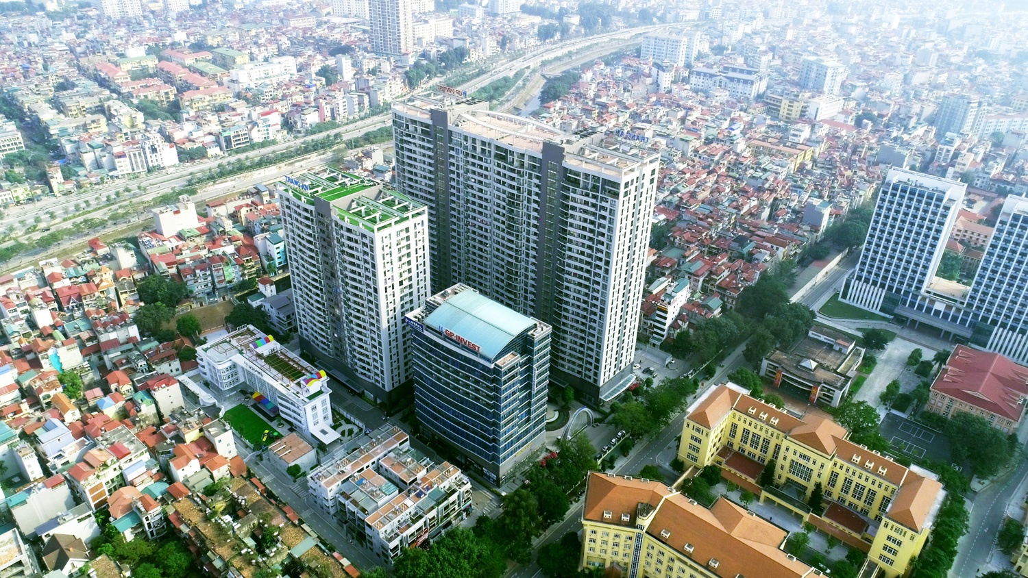 Phương án giải quyết tình trạng thiếu hụt nhà ở xã hội và nhà ở thương mại giá bình dân