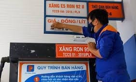 Cần giao một đầu mối quản lý điều hành giá xăng dầu