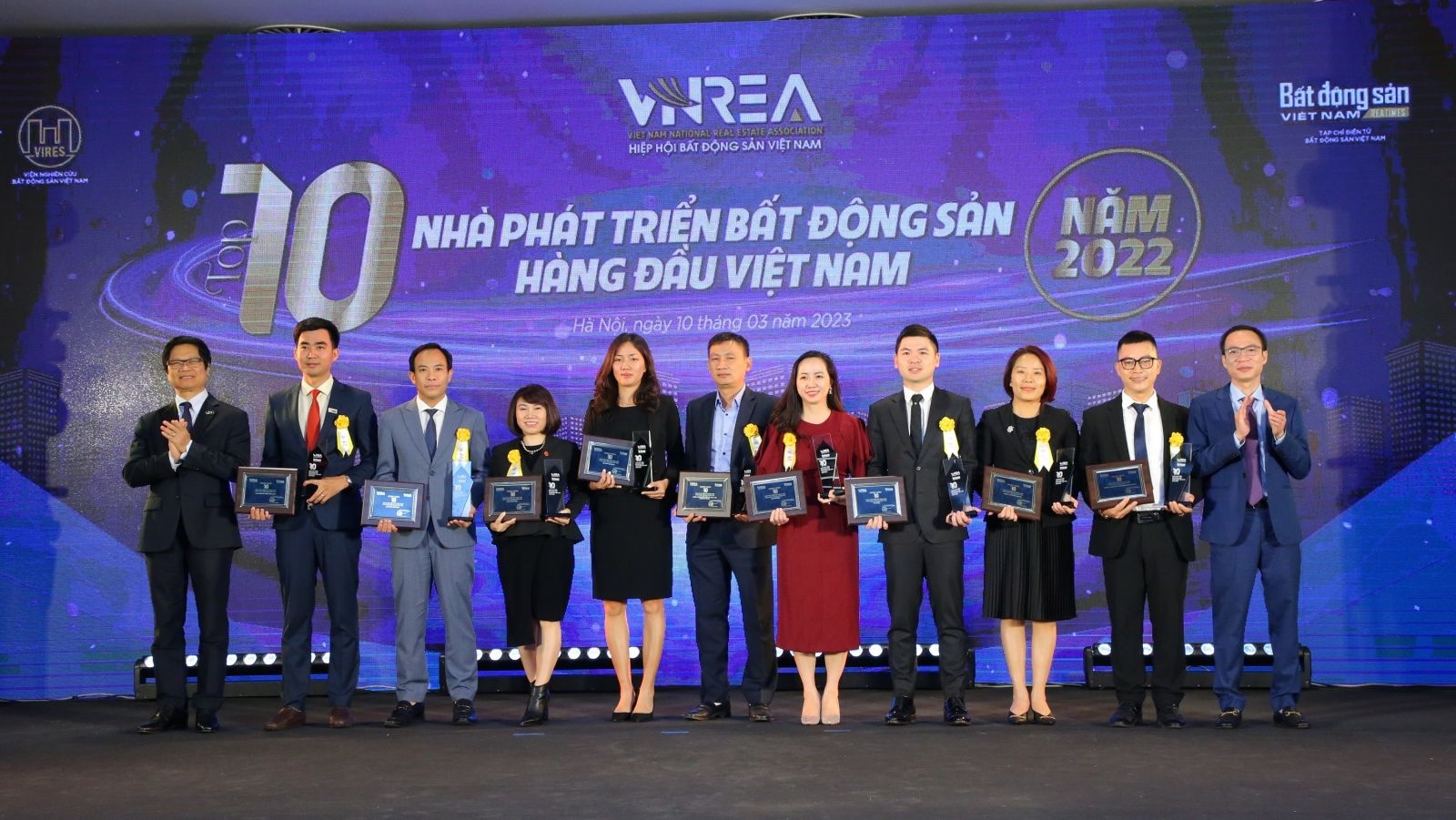 Thảo luận vấn đề 