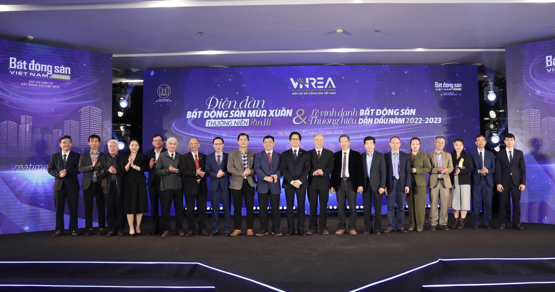 Thảo luận vấn đề 