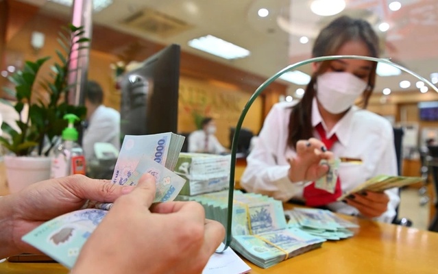 Không còn ngân hàng nào niêm yết lãi suất huy động 9,5%