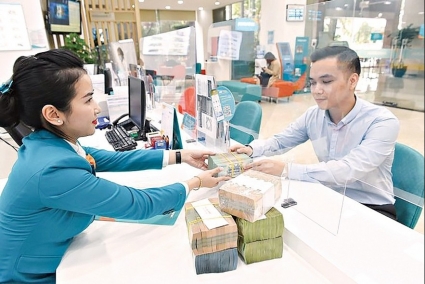 Lãi suất liên ngân hàng giảm sâu xuống vùng 1%