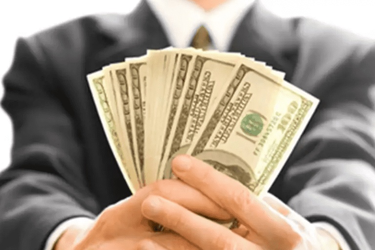 Hé lộ mức lương 