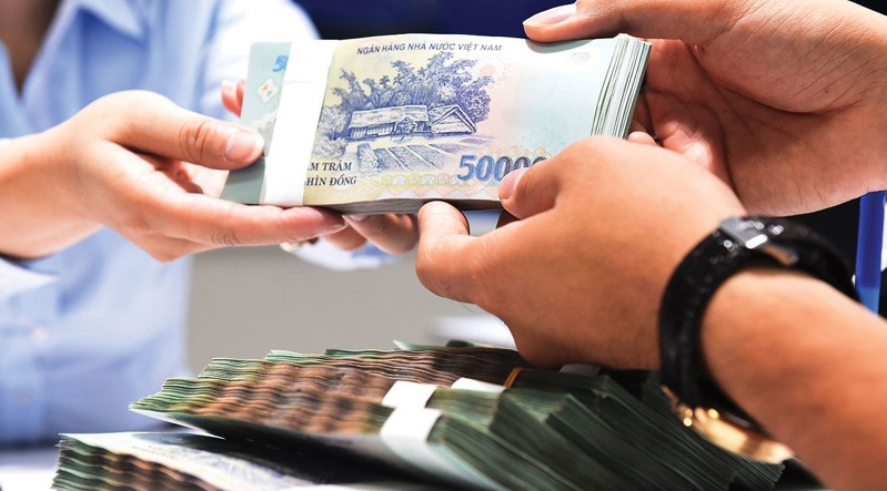 Lãi suất liên ngân hàng tiếp tục đà giảm