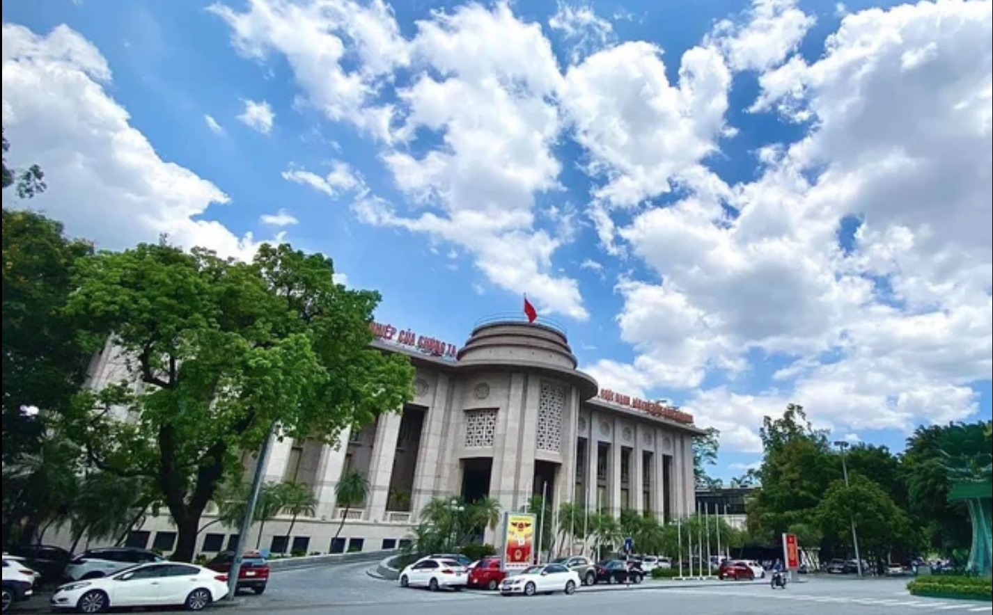 Lên tục điều chỉnh giảm lãi suất, Ngân hàng Nhà nước nói gì?