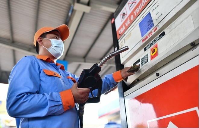 Dự báo giá xăng hôm nay có thể tăng mạnh