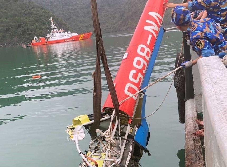 Gia đình phi công vụ trực thăng rơi được tạm ứng chi trả bảo hiểm hơn 1,1 tỷ đồng