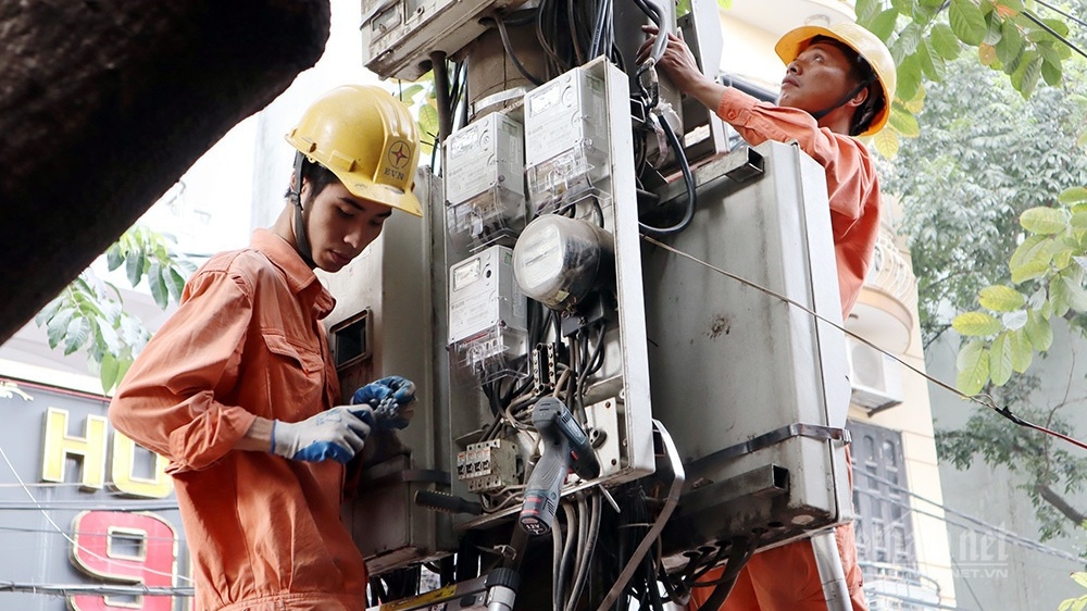 Đề nghị làm rõ nguyên nhân EVN lỗ hơn 26.000 tỷ đồng trong năm 2022