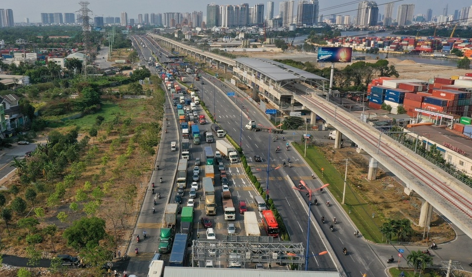 HoREA: TP.HCM không nên nâng cấp đường hiện hữu bằng hình thức BOT