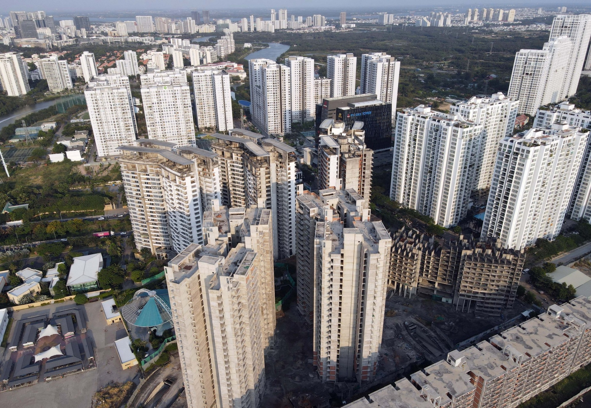 TP.HCM lập tổ công tác tháo gỡ khó khăn, vướng mắc các dự án đầu tư