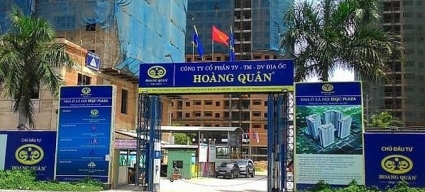 Vợ Chủ tịch Địa ốc Hoàng Quân (HQC) bán thành công 18,2 triệu cổ phiếu