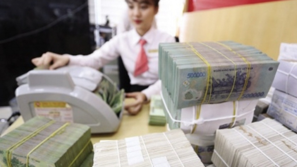 Không còn ngân hàng nào niêm yết lãi suất huy động từ 8% trở lên ở kỳ hạn 12 tháng