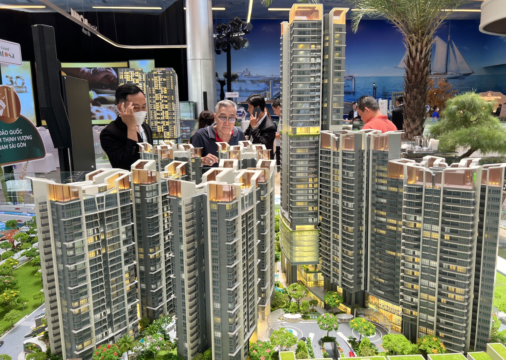 Chênh lệch kỳ vọng về giá khiến giao dịch bất động sản khó 