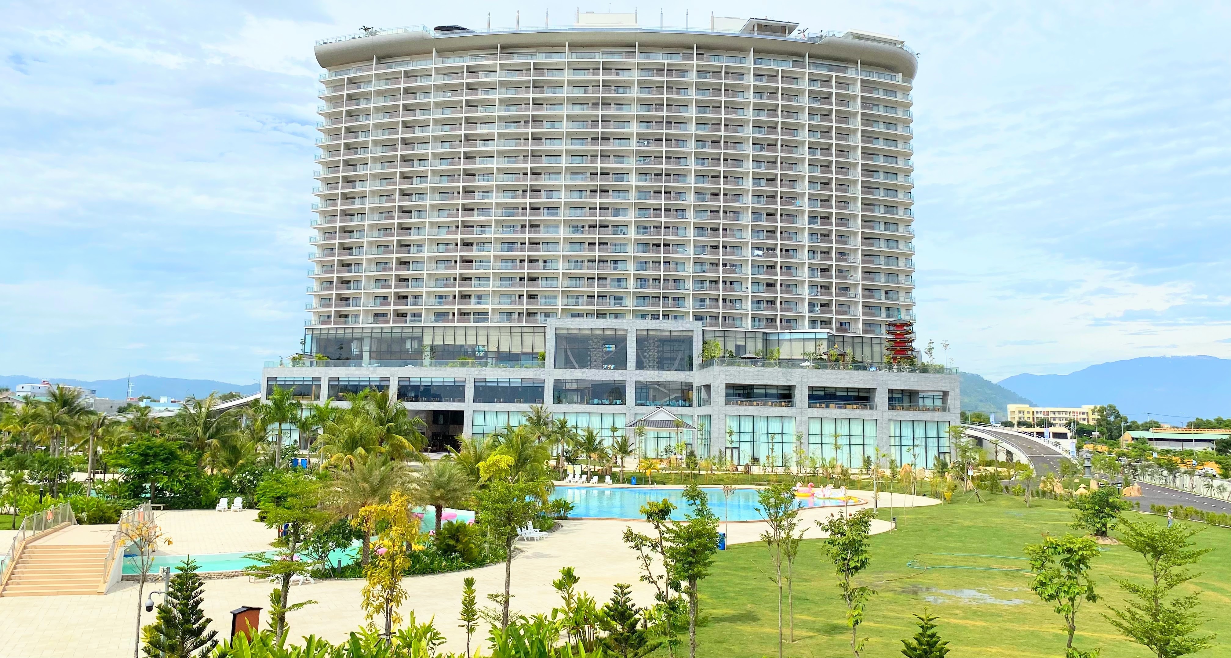 Doanh nghiệp Nhật Bản muốn đầu tư bất động sản, công nghệ cao, logistics ở Đà Nẵng