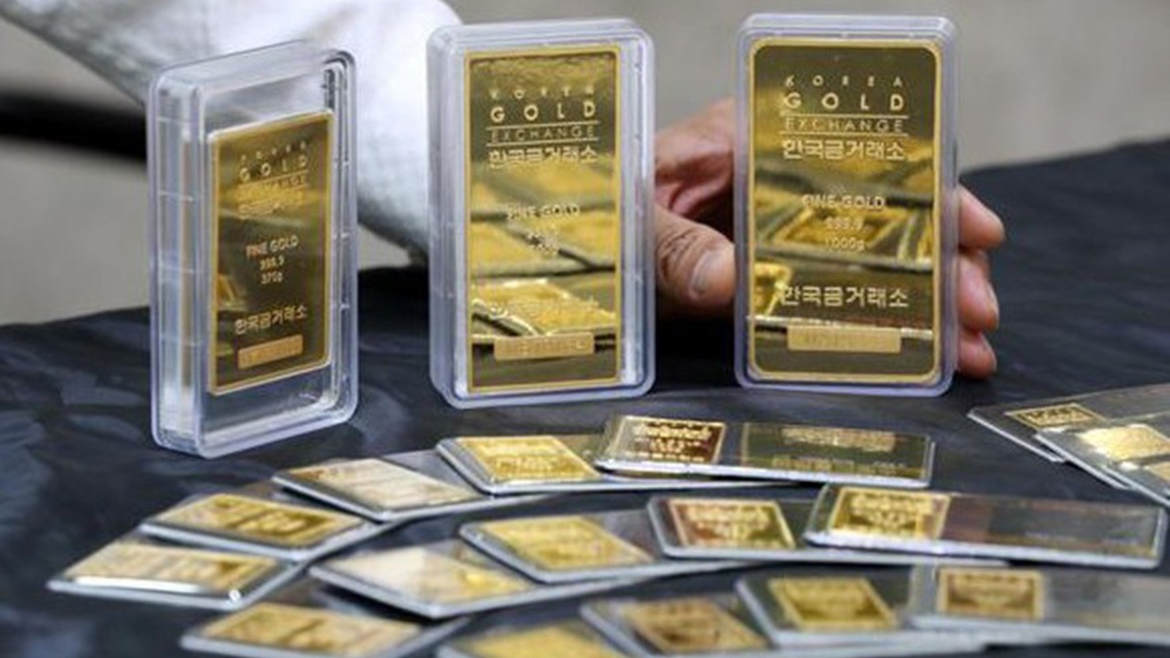 Giá vàng giảm mạnh nhất trong 3 tháng trở lại đây