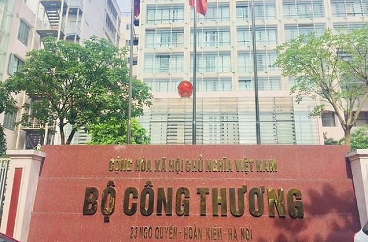 Bộ Công Thương yêu cầu các đơn vị không để thiếu điện, thiếu than, xăng dầu và khí đốt