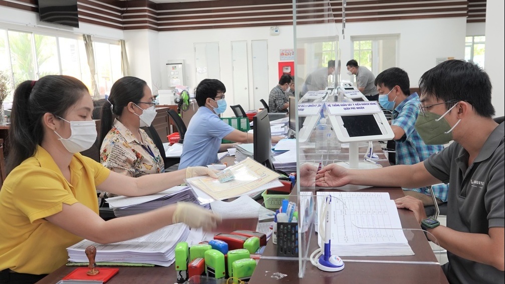 Hàng trăm công chức, viên chức Bình Thuận nghỉ việc