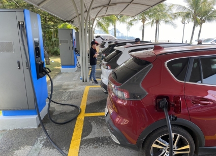 Người lao động mua ô tô điện có thể được hỗ trợ 1.000 USD