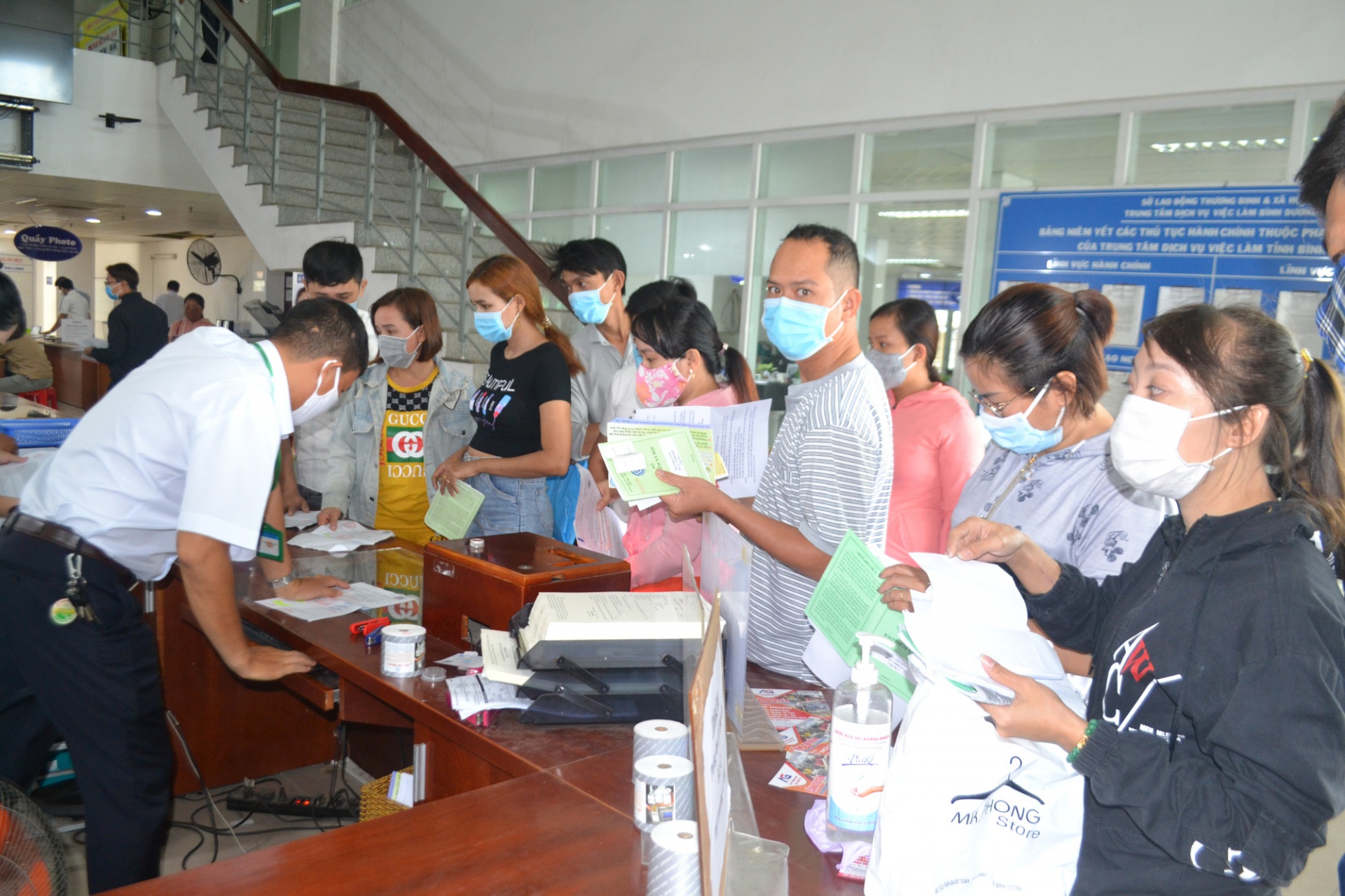 Gia tăng số người lao động bị mất việc làm