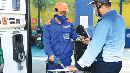 Giá xăng ngày mai có thể quay đầu tăng sau 2 lần giảm mạnh