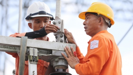 Thứ trưởng Bộ Công Thương lý giải tăng giá điện theo bậc thang