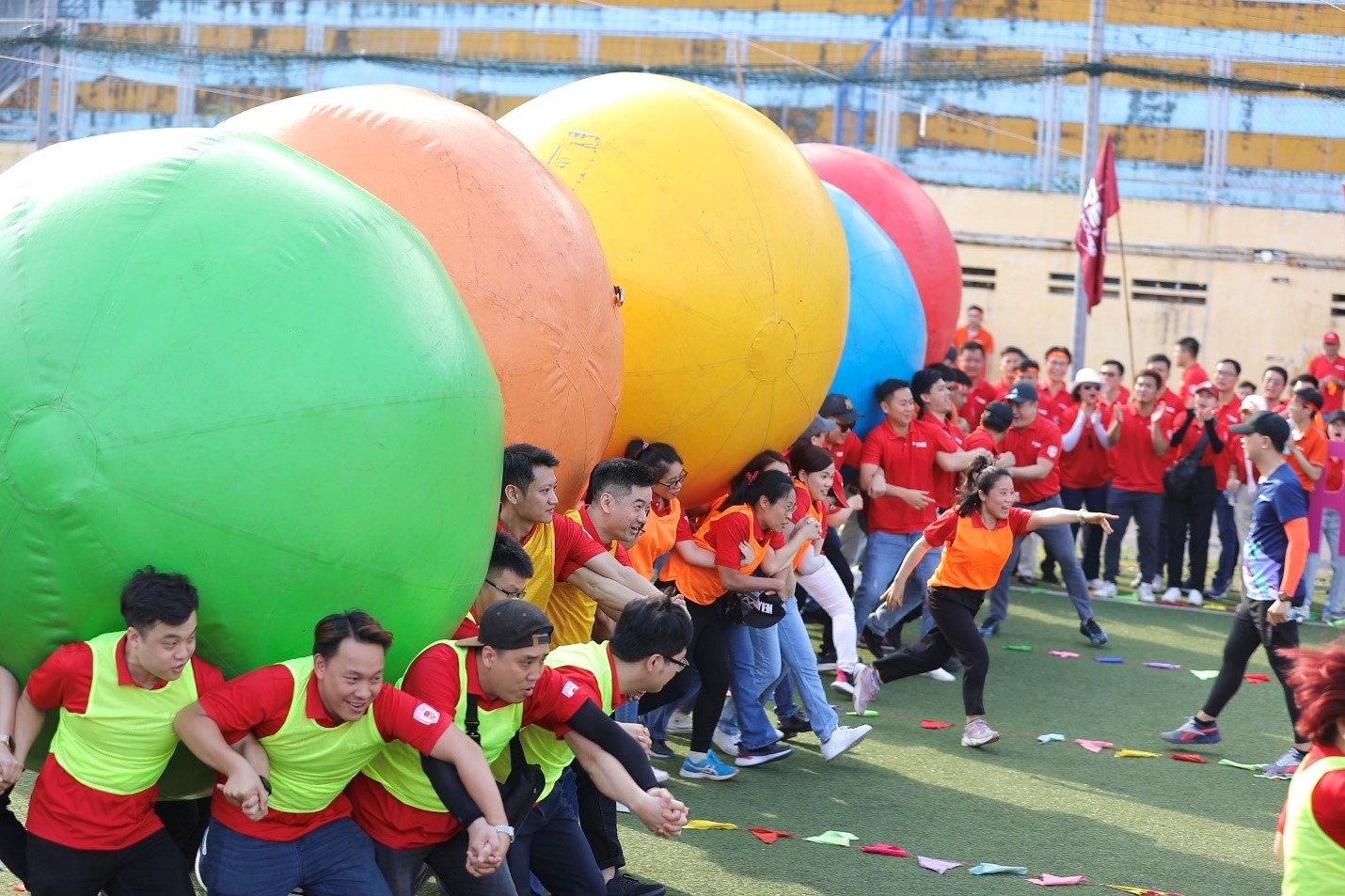 Tháng 5 rực rỡ của người TNG Holdings Vietnam