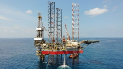 Tập đoàn Dầu khí Quốc gia Việt Nam: Vững chí bền lòng, đi trong gió ngược